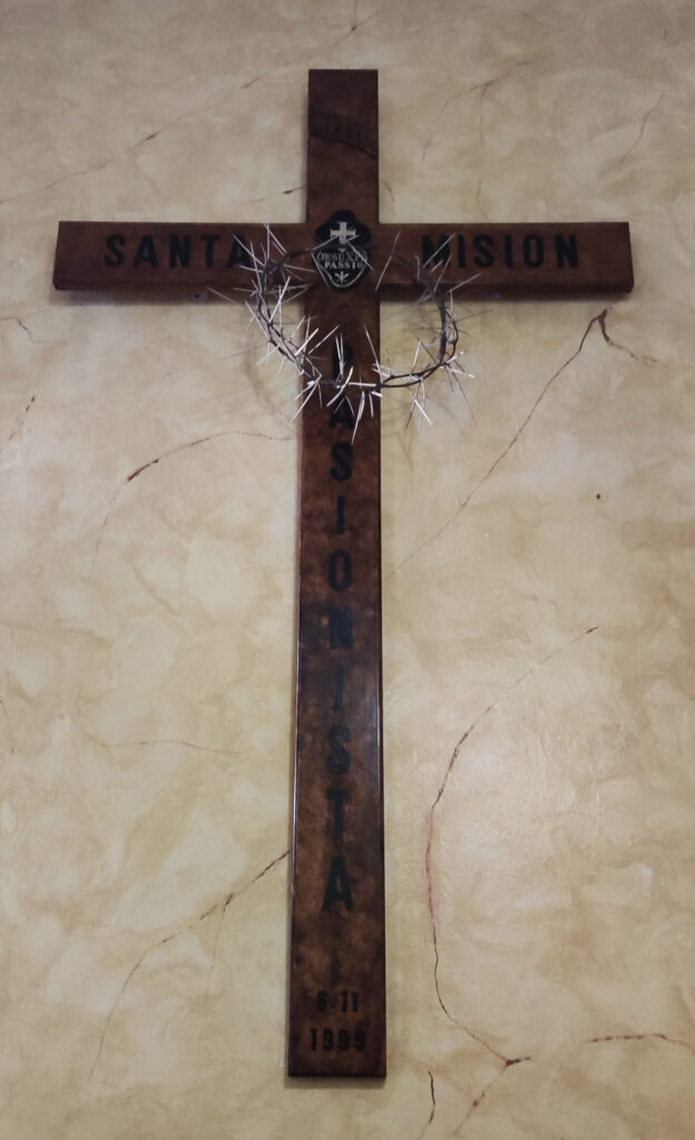 cruz mision Virgen Madre