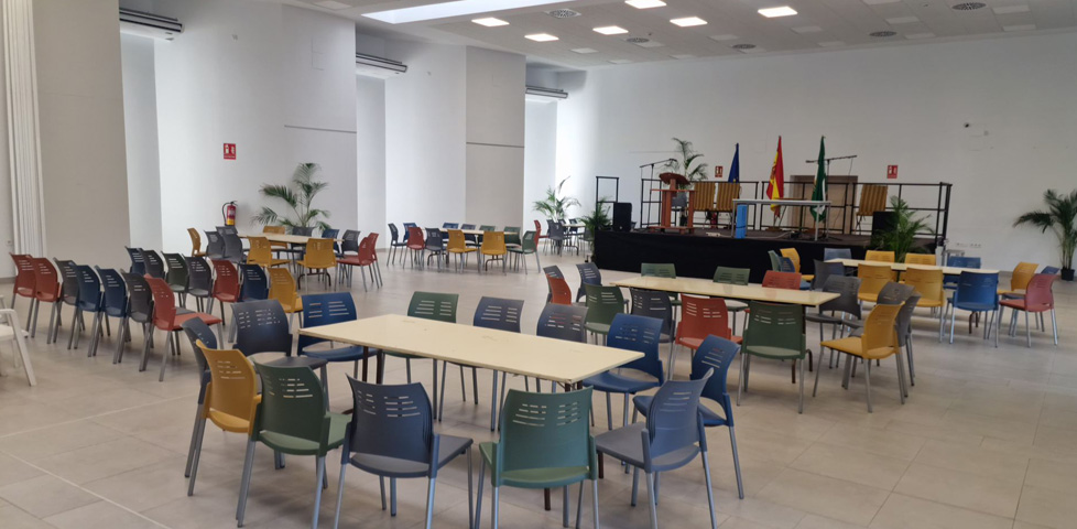 clase catequesis centro polivalente Nueva Andalucía